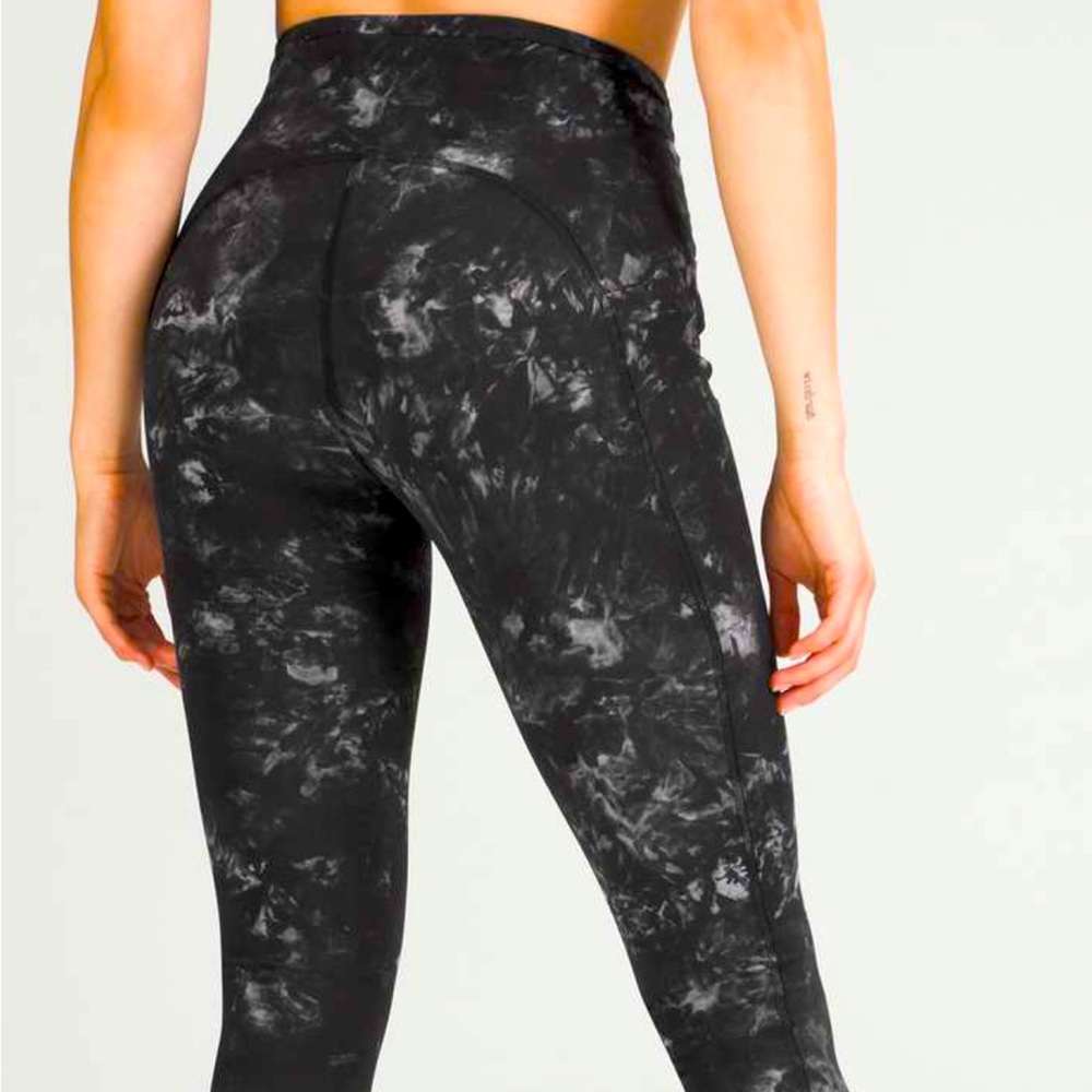 NWT LULULEMON LEGGINGS